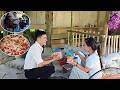 A sweet day: Mui bought Nhat a new shirt and made pickled bamboo shoots with chili