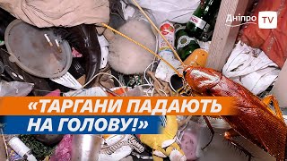 🚯 Антисанітарія та гори сміття: сусід-плюшкін розвів безлад у багатоповерхівці