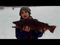 ice fishing zimní rybolov na dírkách