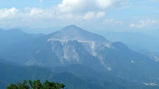 武甲山～小持山～大持山周回５無残な山頂からシラジクボへ＠埼玉県横瀬町