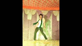 Dhoom Again Dance In The Marriage | #gufranroomi #hrithikroshan #dhoom2 #breakdance #shorts