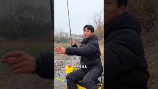 釣友的秘密基地最近魚口萎靡，我去看看怎麽個事！#敏感熊 #釣魚人