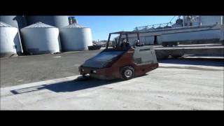 Minuteman PowerBoss Armadillo SW9XR sweeper for sale | sold at auction February 26, 2015