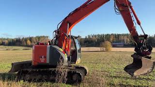 Huutokaupataan kaivinkone Hitachi ZX135 US-3