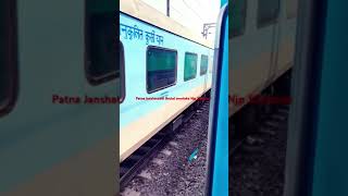 Patna Janshatabdi Brutal Overtake Njp Shatabdi #train #railway #kumbh #howrahnewdelhirajdhaniexpress