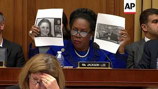 Sessions Doesn't Doubt Women Accusing Roy Moore