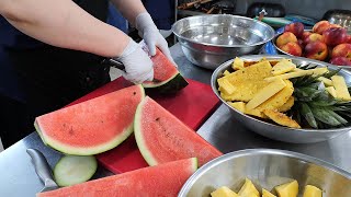 최상등급 제철과일! 대량 판매하는 컵과일 / cut fruit master - fresh cup fruit sold in bulk / korean street food