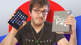 Unboxing the fixed Galaxy Fold you can actually buy