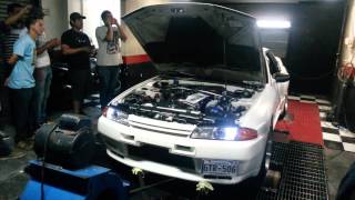 Skyline R32 GTR Dyno Day 2nd run 515whp / 24psi