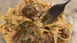 ONE-POT SWEDISH MEATBALL PASTA | HOW TO MAKE SWEDISH MEATBALLS