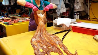 “The biggest octopus of all time, taller than an adult man”  How to clean live octopus / street food