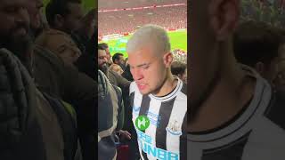 Newcastle players after LOSING Carabao Cup final to Man United! 😞 #shorts