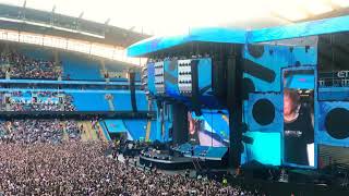 Ed Sheeran’s Divide Tour Entrance | Manchester Day 1