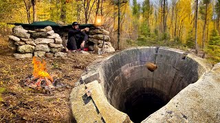 Building of a temporary shelter in an abandoned gold mine | Survival Skills