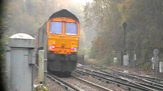 66 728/73 204/66 709 at Allington foot crossing