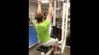 300lb trololo lat pulldown