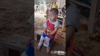 orang tolongin anak yg lagi ngantuk berat banget