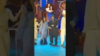 SRK Daughter Suhana Khan saree me dance Anant Ambani shaadi party me| Bollywoodlogy|Honey Singh Song