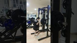 스쿼트 70kg / 1rm 120kg