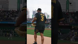 Russell Wilson throws out the first pitch at PNC Park!