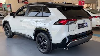 2021 Toyota RAV4 Hybrid - Exterior and interior details