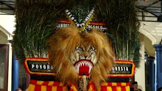 JOS LURR.!! SOLAH KEREN PEMBARONG GANTENG REOG PONOROGO BIKIN PENONTON KAGUM