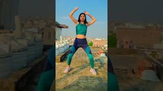 Makhna : Bade Miyan Chote Miyan | Madhuri, Amitabh & Govinda | 90's Blockbuster Song #mix  #shorts