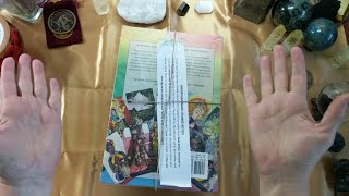 Threadbound Oracle  and Numinous Tarot unboxing