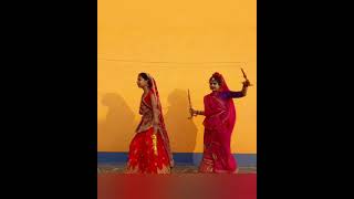 Dholida Dance | Loveyatri | Dandiya Dance |Garba Raas Bollywood Dance|Delight In Dance With Srabonti