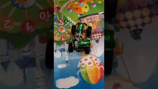 Lego Technic 42099 delivers Heineken beer