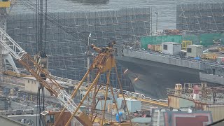 【空母化改修(25)】小雨が似合う…護衛艦「かが」艦首…生映像です！【戦艦大和造船所】海上自衛隊 呉基地 2022年7月5日 DDH-184【日本の防衛】