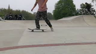 Few chillers on the mini quarter @HORNSEA NEW SKATEPARK!!