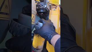 JCB.    3CX BACO.              oil and filter change service