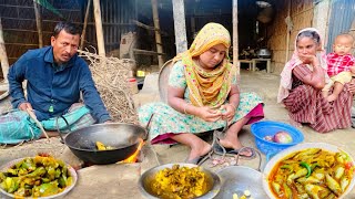 শীতের সকালে কাকির হাতে বেগুন ও মুরগির মাংস দিয়ে অবাক করা রান্না |#food #cooking #villagecooking