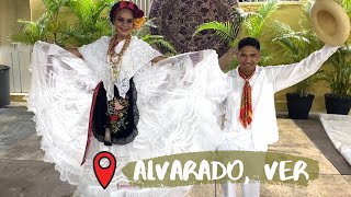 Quiénes son los Jarochos? Su traje típico y baile regional | VERACRUZ