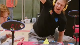 Clutching Pyraminx Finals