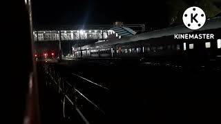 Overnight Journey Between Hazrat Nizamuddin to Ratlam in 12284 Ernakulam Duronto Express