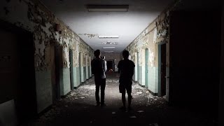 Abandoned HAUNTED Mental Hospital AT NIGHT w/ Dan Bell (Pt. 1)