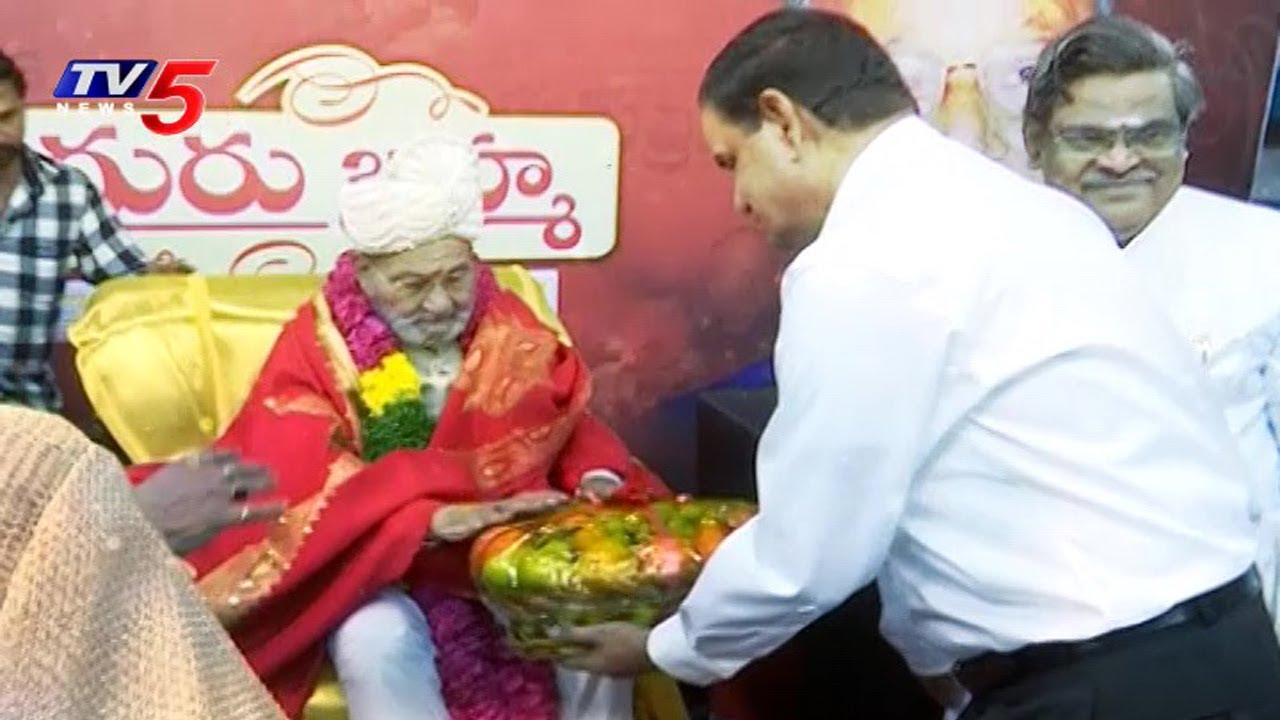 గురు బ్రహ్మ..! : TV5 Chairman B.R.Naidu Honored Director Kasinathuni ...