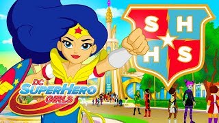 Retour à l'école | DC Super Hero Girls