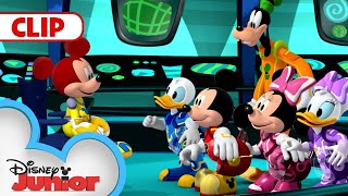 Mickey Meets Rocket Mouse! | Mickey Mouse Funhouse | @disneyjr