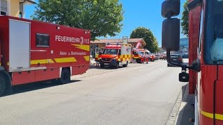 Gefahrgutaustritt in Traunsteiner Gewerbegebiet - Rettungskräfte vor Ort