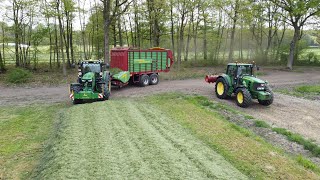 Grass Silage 2022-3x John Deere!!-strautmann-Gras oprapen-Landbouwwerken Sam Vervoort-2022