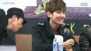 120421 [Fancam] COEX Fansign EXO-K's Baek Hyun