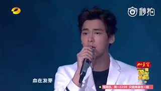 李易峰《剑伤》心白色绅士西装帅气迷人，情丝万缕