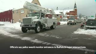 Buffalo plows snow, driving ban enforced
