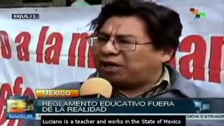 Mexican teachers continue to protest education reform