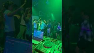 ഈ ചെക്കനും ആ കുട്ടിയോളും ഒരേ പൊളി#dance #music #djparty