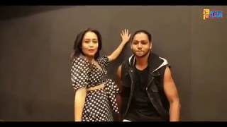 Neha Kakkar Live Dancing - Aankh Maarey Song - Simmba
