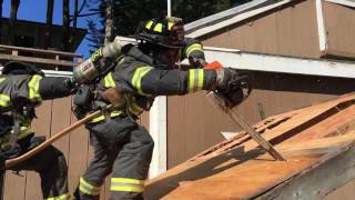 Daly City Fire - Probies venting roof prop